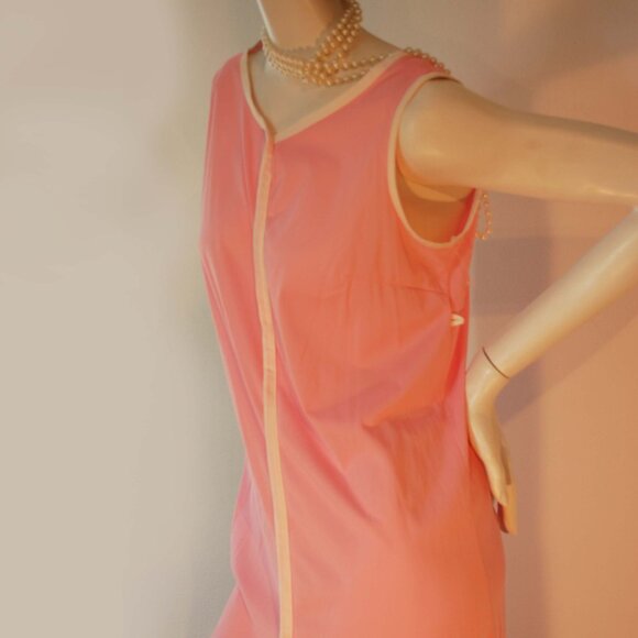 Vintage nighty or 20s dress, nylon, Bust 37" - Picture 2 of 3